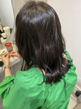トッカ 高槻店(tocca) 柔らかオリーブグレージュ★白崎舞子