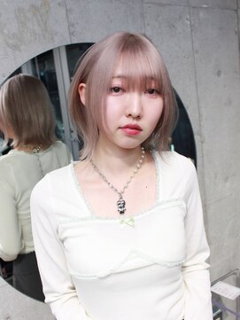 リル ラウム 原宿(LiL Raum) ボブレイヤー/ミルクティーブラウン/ブリーチ/レイヤーカット