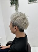 ホワイトシルバーカラー