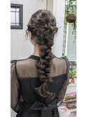 編みおろしヘアアレンジ
