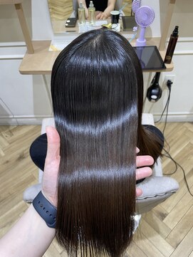 ルアナ ヘア アンド トリートメント(Luana) 縮毛矯正で艶髪☆NOA