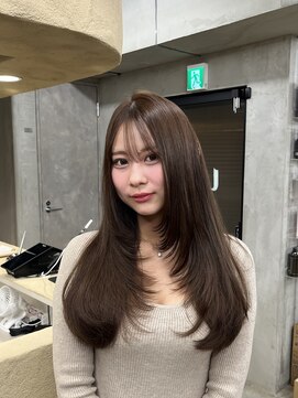 ウリ 横浜(uli) 【arin指名限定】レイヤーカット