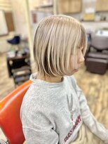 ラウラアンドロー(LAURA&RO)&nbsp;ダブルカラー/ケアブリーチ/インナーカラー/ベージュ【塚口】