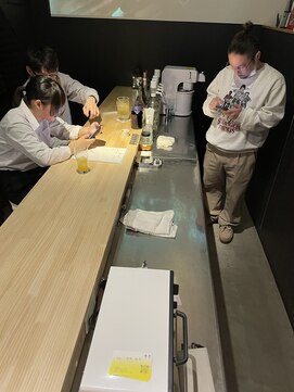 カリーズ(KULLY's) Hair salon KULLY's & Cafe bar