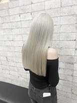 ヘリア(HELIA)&nbsp;ホワイトベージュ