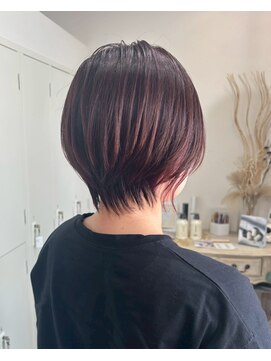 ロッカヘアエジェ(ROCCA hair eje.) 丸みショートボブ×カシスブラウン