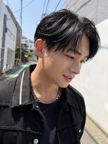 ネクストセカンド 表参道(NEXT2nd)&nbsp;毛流れヘア金髪ナチュラルセンターパートツーブロック