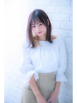 ヘアーアートシフォン 池袋西口店(Hair art chiffon) 似合わせカットで個性的斜めバングで大人かわいいナチュラルボブ