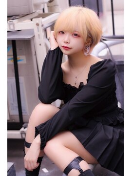 カプセル シンジュク(CAPSULE) ☆CAPSULE☆ミルクティーベージュ&ショート