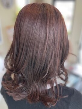 アンナ ヘアアンドアイズ(AnNa hair&eyes) くびれセミロング