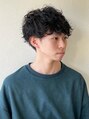 ラ・ミュール La.Mur&nbsp;メンズパーマですマッシュベースで毛先をランダムに動かしてます