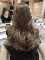 ユニ 原宿(uni)&nbsp;【YUKI】ヨシンモリベージュカラー