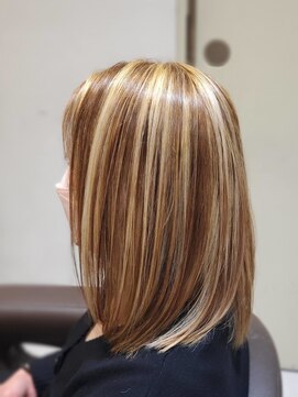 ユニックス イオンモール川口前川店(UNIX) 【脱白髪染め】白髪ぼかしハイライトカラー×ミディアムボブ