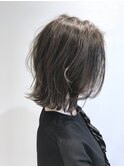 グレージュ 外ハネ ハイライト ボブ