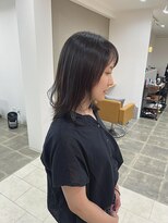 シンス(Since)&nbsp;ミディアムレイヤー／隠れハイライトでおしゃれ感up 里見美穂