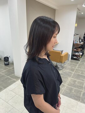 シンス(Since) ミディアムレイヤー／隠れハイライトでおしゃれ感up 里見美穂