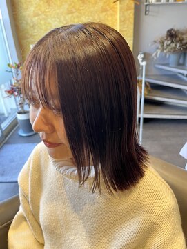 ソフ(soph) 耳掛けストレートボブ