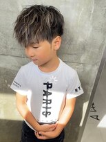 メンズサロン キング 梅田店(Men’s salon K!ng)&nbsp;波巻きツイストスパイラルパーマ/フェザーパーマ/眉毛/メンズ