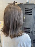 オリーブベージュ外ハネくびれボブスタイル髪質改善