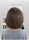 ショートボブ