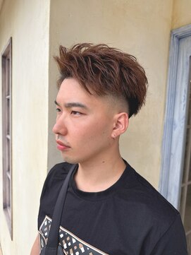 エイミーバイアフロート(amie by afloat) 【伊藤指名限定】スキンフェードアップバング