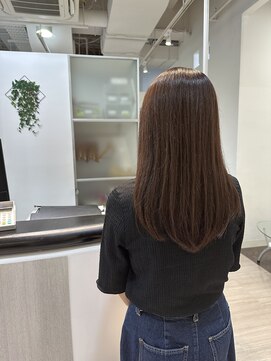 スモーキーベージュ