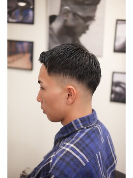 ザチョップショップ キチジョウジ(THE CHOP SHOP KICHIJOJI) ミドルフェード　クルーカット