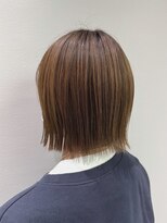 ソロ(soLo)&nbsp;あごライン切りっぱなし外ハネボブ