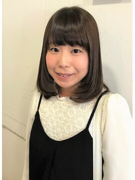 ルアナ(luana) 大人かわいいミディアムボブ