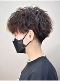 波パーマ/女性ショート/フェードスタイル/刈り上げ女性
