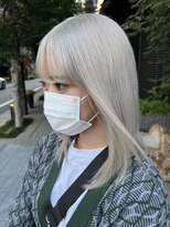 テテ(TETE) ホワイトベージュ　心斎橋×長堀橋