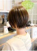 ショートヘア　ナチュラルヘア　ショートボブ