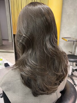 シティ(CITY) オリーブグレージュカラー 韓国ヘア