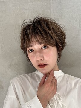 ロンド パルティール 大宮(Lond partir) カールセミディシアカラー姫カットダークアッシュショート