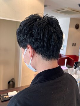 レナークアリア(LENAHC ARIA) メンズショートカットニュアンスパーマスタイル