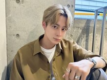 ハイトーンカラーはお任せ◆ハイライトからミルクティー、ホワイト系カラーなど選べるブリーチメニュー