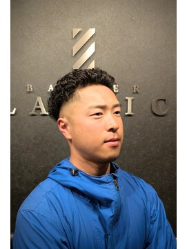 バーバークラシックス(BARBER CLASSICS) 男の色気全開!パーマスタイル