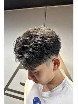 ライズ 渋谷店(RISE) 刈り上げ/フェザーパーマ/渋谷メンズパーマ