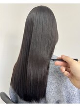 ウノ(Uno) カットで作る美髪、艶髪スタイル