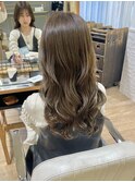 オリーブグレージュ　赤み消しカラー　ロングレイヤー　横浜★