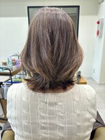 アローム(alom) ホワイトグレージュ/デジタルパーマ/チェリーブラウン/茅ヶ崎