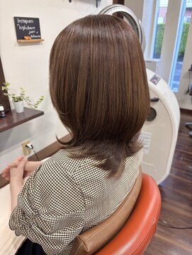 へあ＆めいく はいちゃーむ ヴィラロドラカラーリタッチ&髪質改善トリートメント&カット