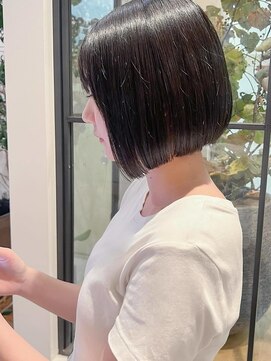 ルエ(rue) ナチュラルボブ切りっぱなしボブミニボブ前髪あり20代30代40代◎