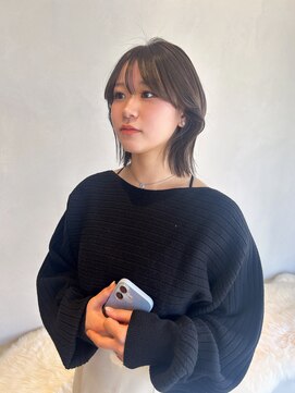 ノイ(noi) 透明感オリーブベージュ×レイヤーショート