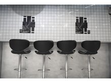 ヘア アトリエ ホロウ 堀江(HAIR ATELIER HOLLOW)の雰囲気(《丁寧なカウンセリング空間》)