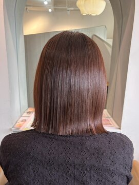 ルトワフクロマチ(Lutowa Fukuromachi) ダークパープル/ナチュラルショート/夏のヘアアレンジ/袋町
