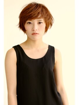 リプレイ(replay) 丸フォルム+ラフな束感で自然体が魅力のショート