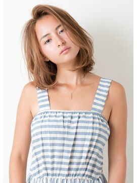 オーガスト ヘア ネイル(AUGUST hair nail) ナチュラルカールミディ