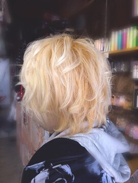 オーバーキャプテンネイキッド(OVER CAPTAIN NAKED) ハイトーン*ショートレイヤー