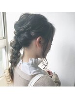 カルフール ロコ 草加西口店(Carrefour LOCO) 編みおろしヘアアレンジ